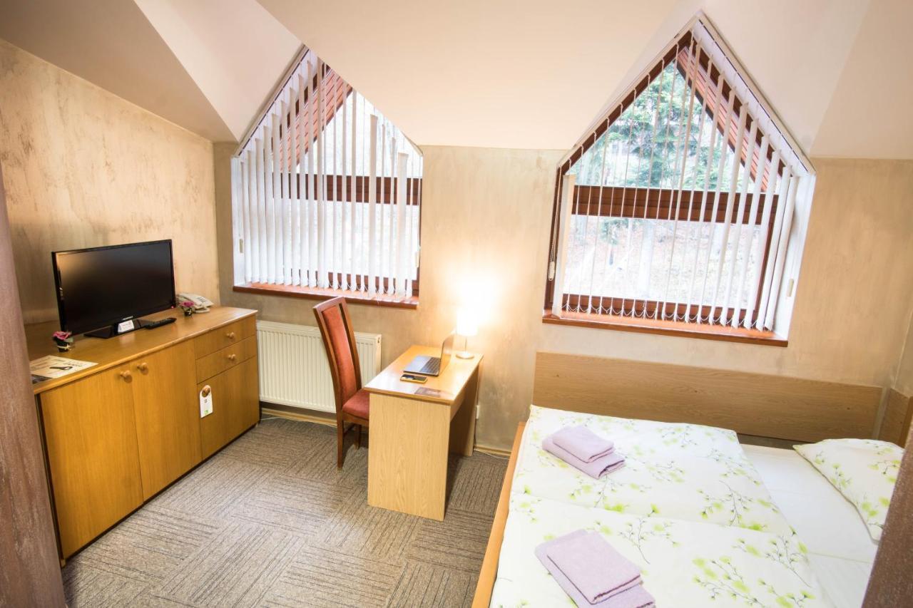 Hotel Somka Drienica Esterno foto