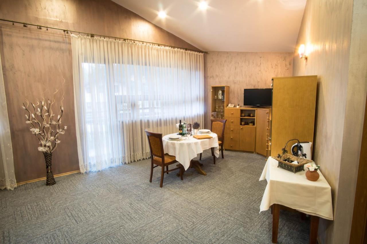 Hotel Somka Drienica Esterno foto
