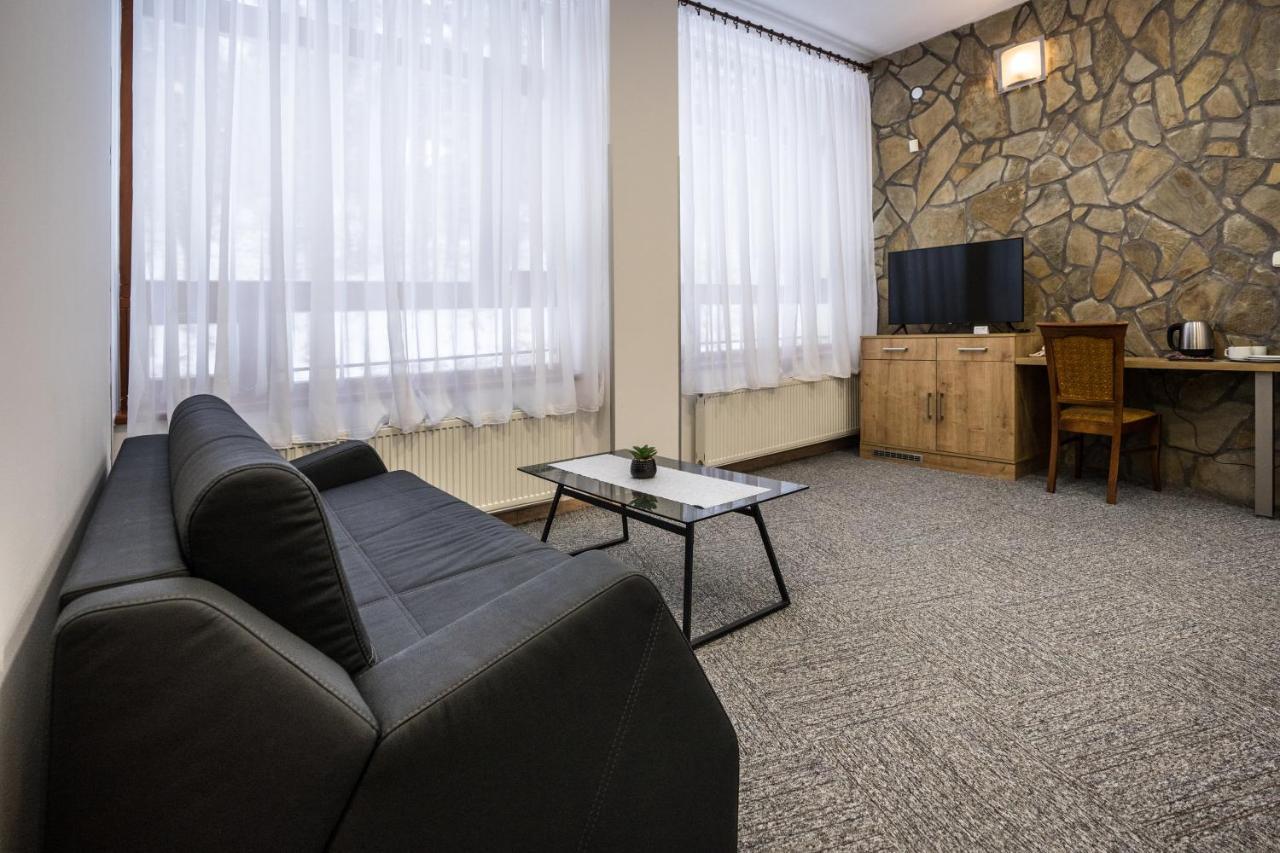 Hotel Somka Drienica Esterno foto