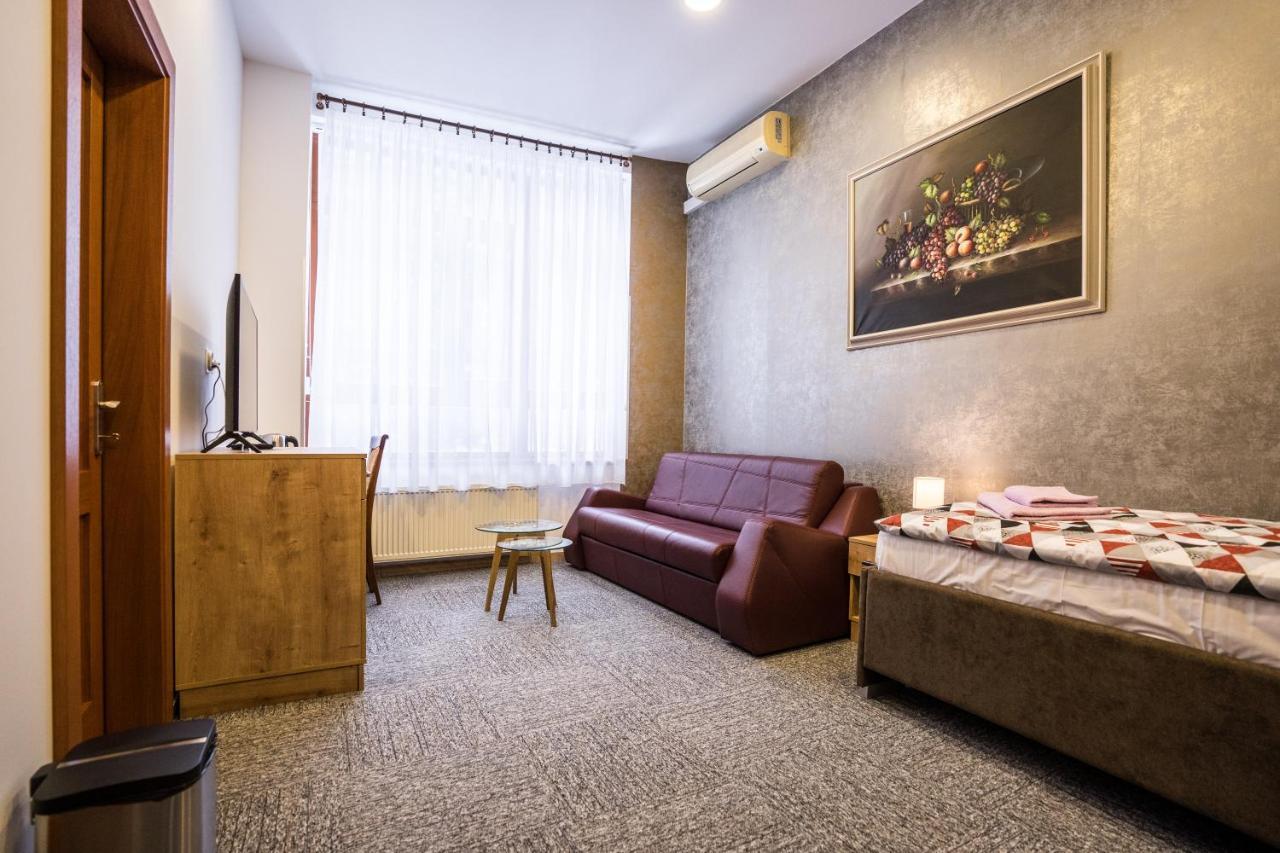 Hotel Somka Drienica Esterno foto