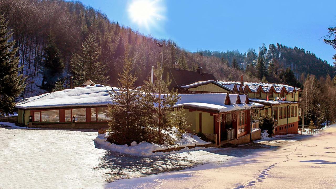 Hotel Somka Drienica Esterno foto